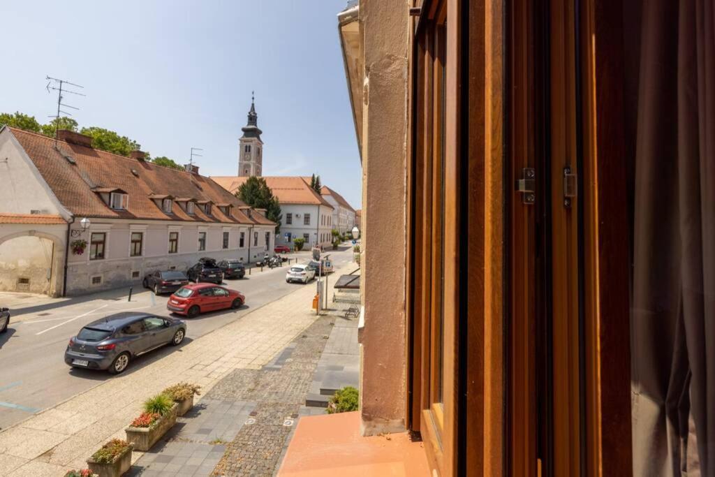 Apartman Gaudeamus Daire Varaždin Dış mekan fotoğraf