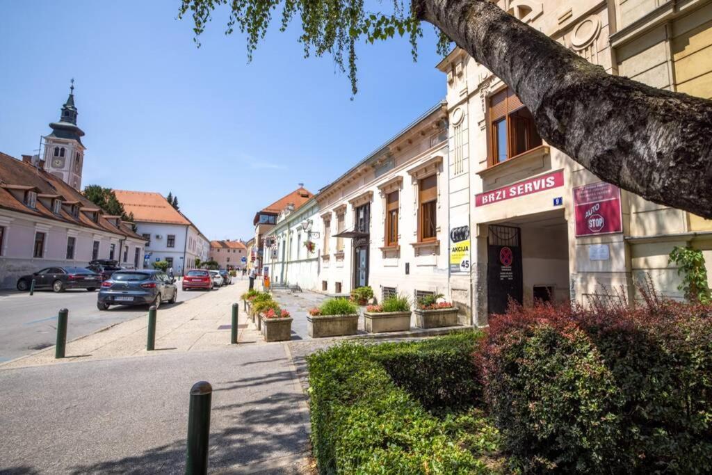 Apartman Gaudeamus Daire Varaždin Dış mekan fotoğraf